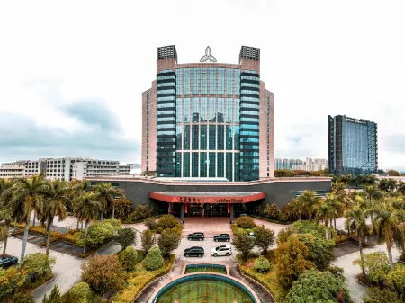 Gladden Hotel (Shilong Town) Отели рядом с достопримечательностью «Fuyuan Youye»