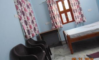 Goroomgo Mahamaya Guest House Varanasi (UP)