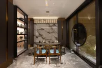 Lushan Lutos Terrace Garden Resort Hotel - Fitnessstudio
