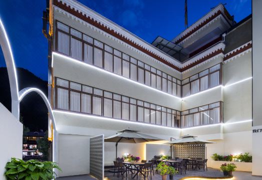 반 라투 호텔 이미지