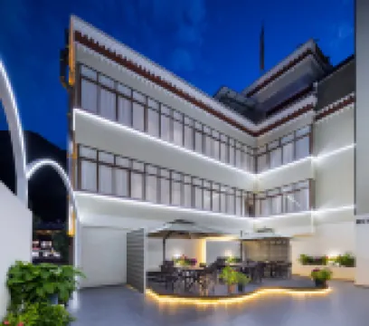 โรงแรมแวน ลาทู