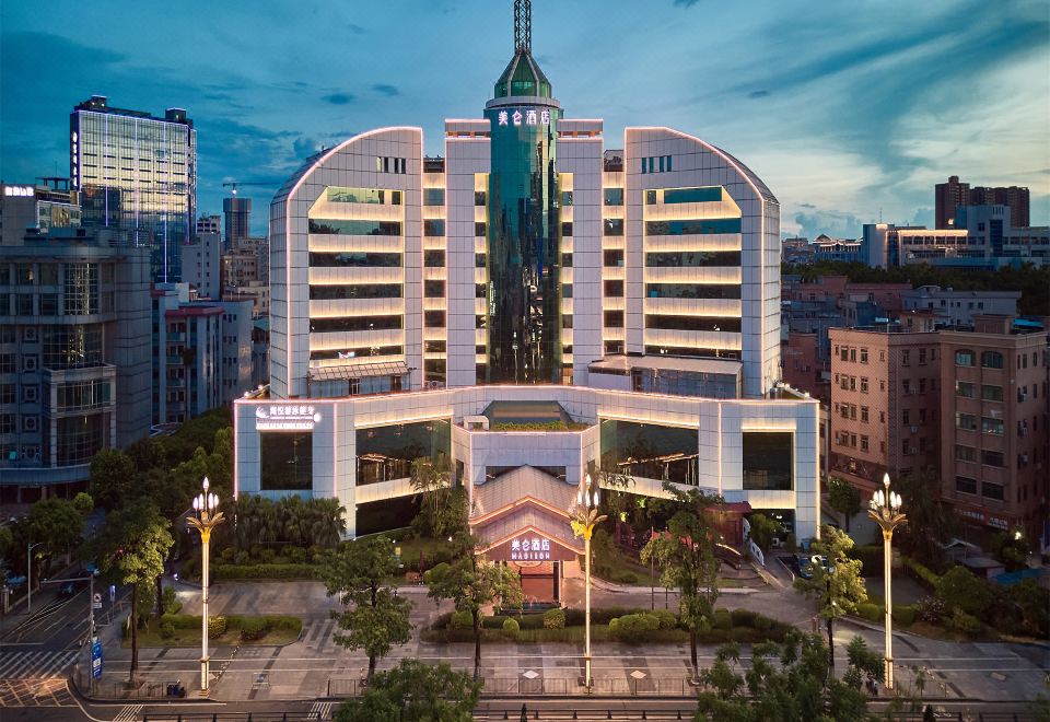 hotel overview picture