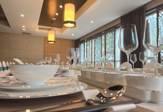 4. 탕위 온천 리조..