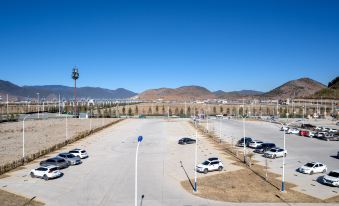 LAVANDE Hotel(Shangri-La High-Speed Railway Station )