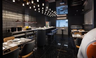 FunGee X Huānzhì Hotel (Wuyi Square dufu river pavilion,changsha)