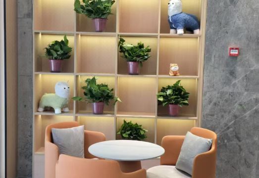 난징 호텔 내부 전경