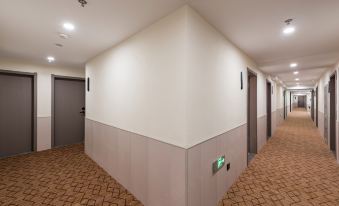 ChaoWai MEN•Luxury Boutique Hotel(Beijing Gongti Chaoyangmen Subway Station Store)