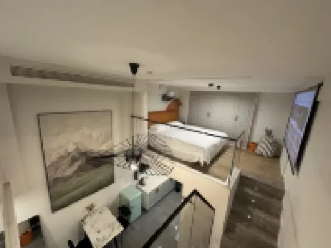 Linyun Mountain Homestay (Yichang East Station Marriott Center)