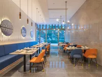 Kyriad Hotel (Fuzhou Taijiang Financial Street Wanda Branch) Hotels near Drum Mountain