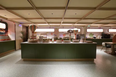 Orange Hotel (Khorgos Guomen Scenic Spot) Отели рядом с достопримечательностью «Khorgas National Gate Scenic Area»