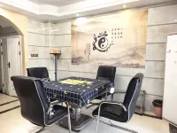 Lucky Hotel