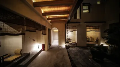 No. 9 Alley · Yuchenju (Guangxi Normal University Yucai Campus Store, Seven Star Scenic Area) Hotels near Maozhou Island