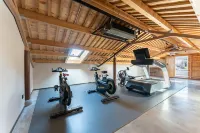 Qian Shan · M⁺ Homestay - palestra