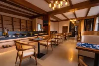 Jiu Jiu Man Shan Meng Hotel of Li Jiang Yunnan