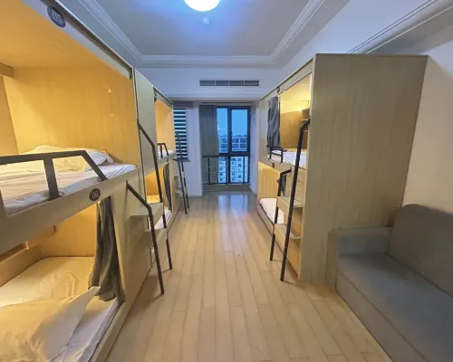 Pinge · Male and Female Youth Hostel โรงแรมในหนิงป่อ