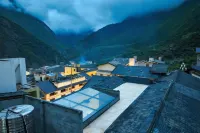 YUWU · Oriental Zen Homestay (Jiuzhaigou Branch)