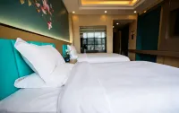 阿壩格爾登寺大酒店