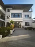伊寧市棲閒小築民宿 - 機場接送