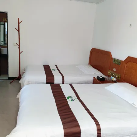Nancheng Traffic Business Hotel