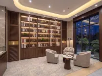 Chen Yue City Core Elegant Residence Hotel (Jieyang Ancient City Jinxian Gate) - Airport Shuttle