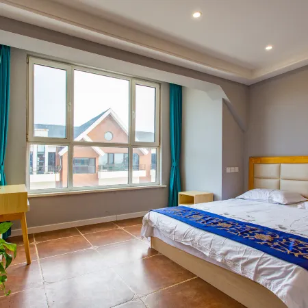 Huayu Hotel