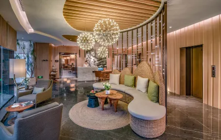 윈지안 호텔 (충칭 관인차오 보행자 거리)