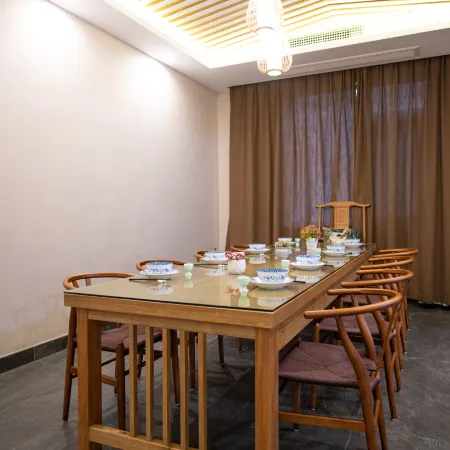 Wuyuan Half Mu Fangtang Homestay