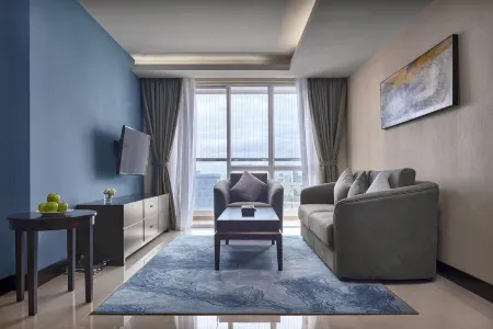 Olympia City Hotel by Dara