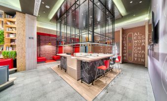 Ibis Hotel (Jiangnan Moore store, Jiaxing)