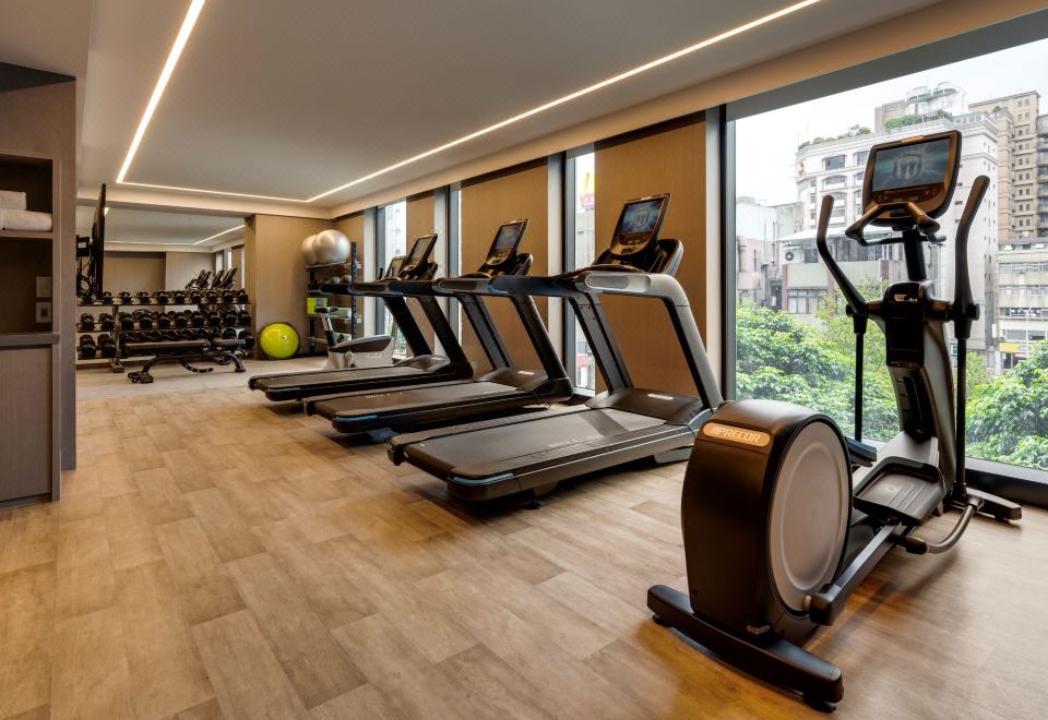 4. 호텔 레조넌스 ..