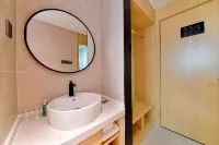 LvAn Hotel(Chengdu Happy Valley) Hotels near Chengdu Art Museum Area A