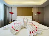 GreenTree Eastern Hotel (Guangde City Fuzimiao Pedestrian Street) Hotel dekat Shangjie Street