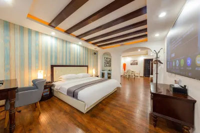 Term Holiday Hotel Hotel in zona Nanjing Communications Institute of Technology Siyuantang