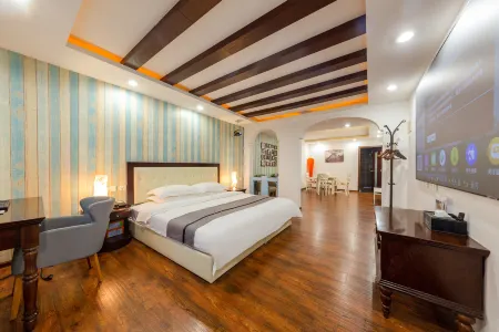 Term Holiday Hotel Отели рядом с достопримечательностью «Jiangsu Maritime Institute (Jiangning Campus)»