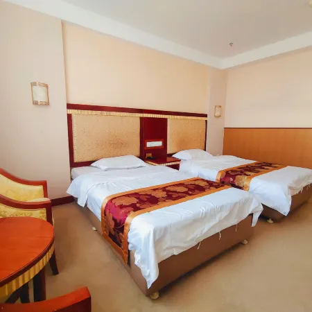 Urumqi Runhua Hotel