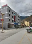 察隅2196666大飯店 察瓦龍自駕遊營地附近的飯店