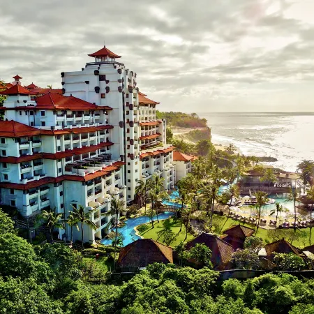 Hilton Bali Resort Отели рядом с достопримечательностью «Пляж Гегер»
