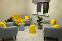 Lemonade Hotel