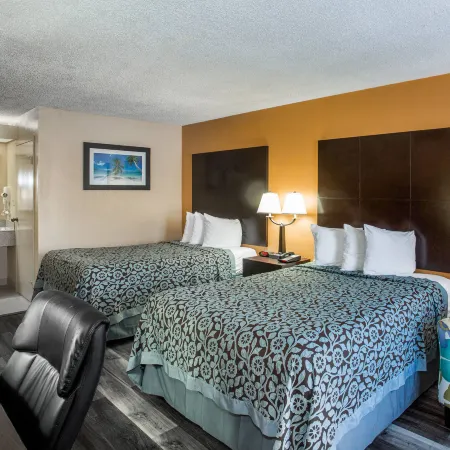 Days Inn by Wyndham Sarasota Bay