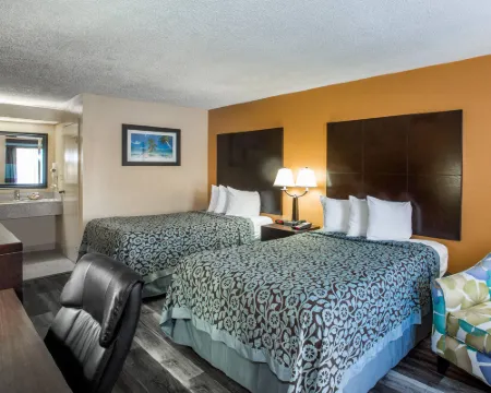 เดย์สอินน์ บายวินด์แฮม ซาราโซตาเบย์ โรงแรมในซาราโซตา