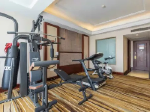 Yinkai Hotel Hotels in Wuhe