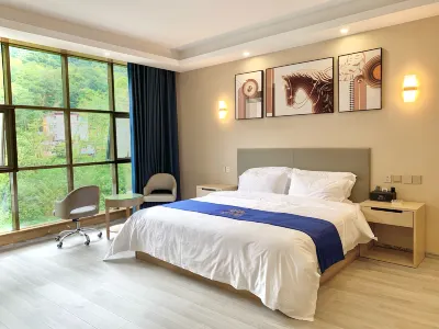 Yunhui Hotel Hotels in Motuo