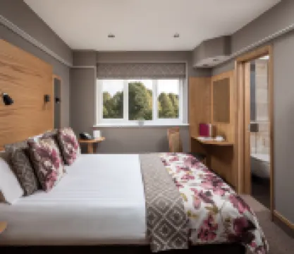 Cbh Fairlawns Hotel and Spa