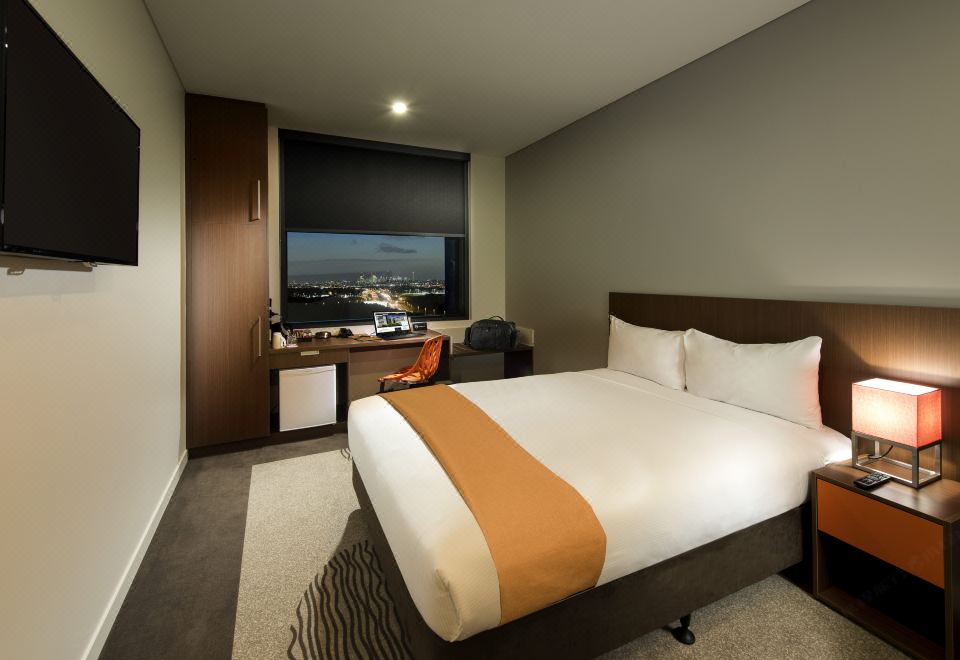 Ibis Brisbane HotelOver view