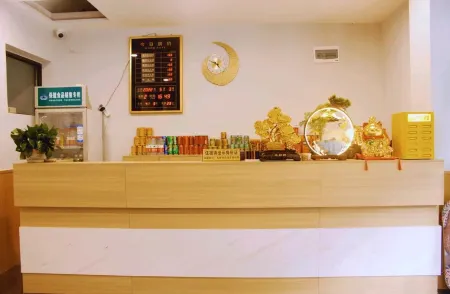 Yunchen Business Hotel Отели в г. Цзюйньлянь