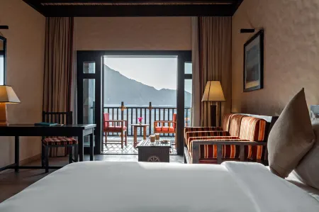 Atana Musandam Resort