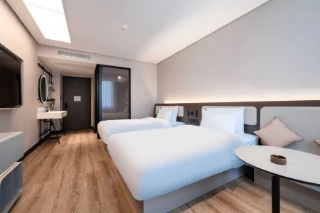 Hanting Hotel (Xichang Bohai Wetland Park New Shop) Отели рядом с достопримечательностью «Sichuan Applied Technical College»