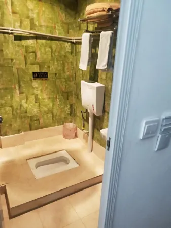 Seda Gesang Flower Collector Hotel