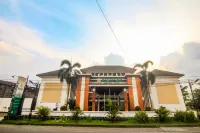 Assalaam Syariah Hotel Solo Hotel dekat Perpustakaan UMS