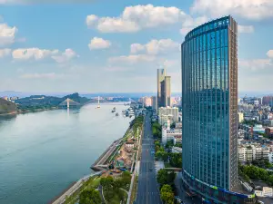 엔조잉 호텔 (이창 완다 싼샤 관광센터 호텔)